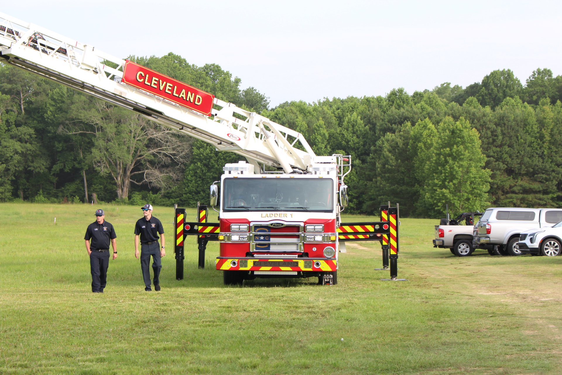 Flags For Heroes 2020 Cleveland Fire Department using their ladder truck to fly a huge flag at Flags For Heroes 2020