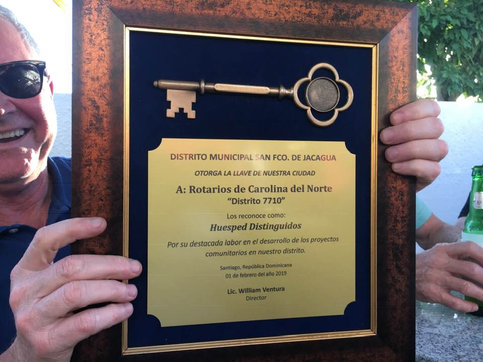 Key to the City Rotarian Workers from District 7710 received the key to the city for their help in the Dominican Republic project in 2019.